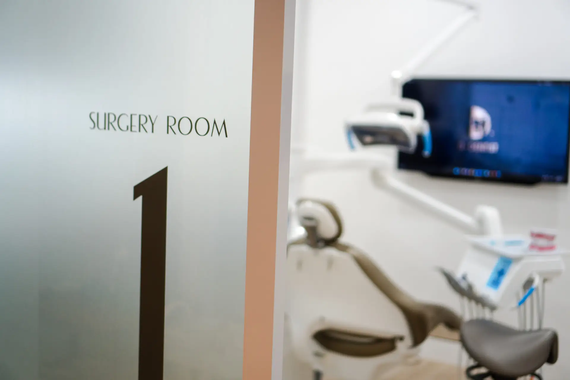 Surgery Room at D Dentist's Third Mile branch in Kuching