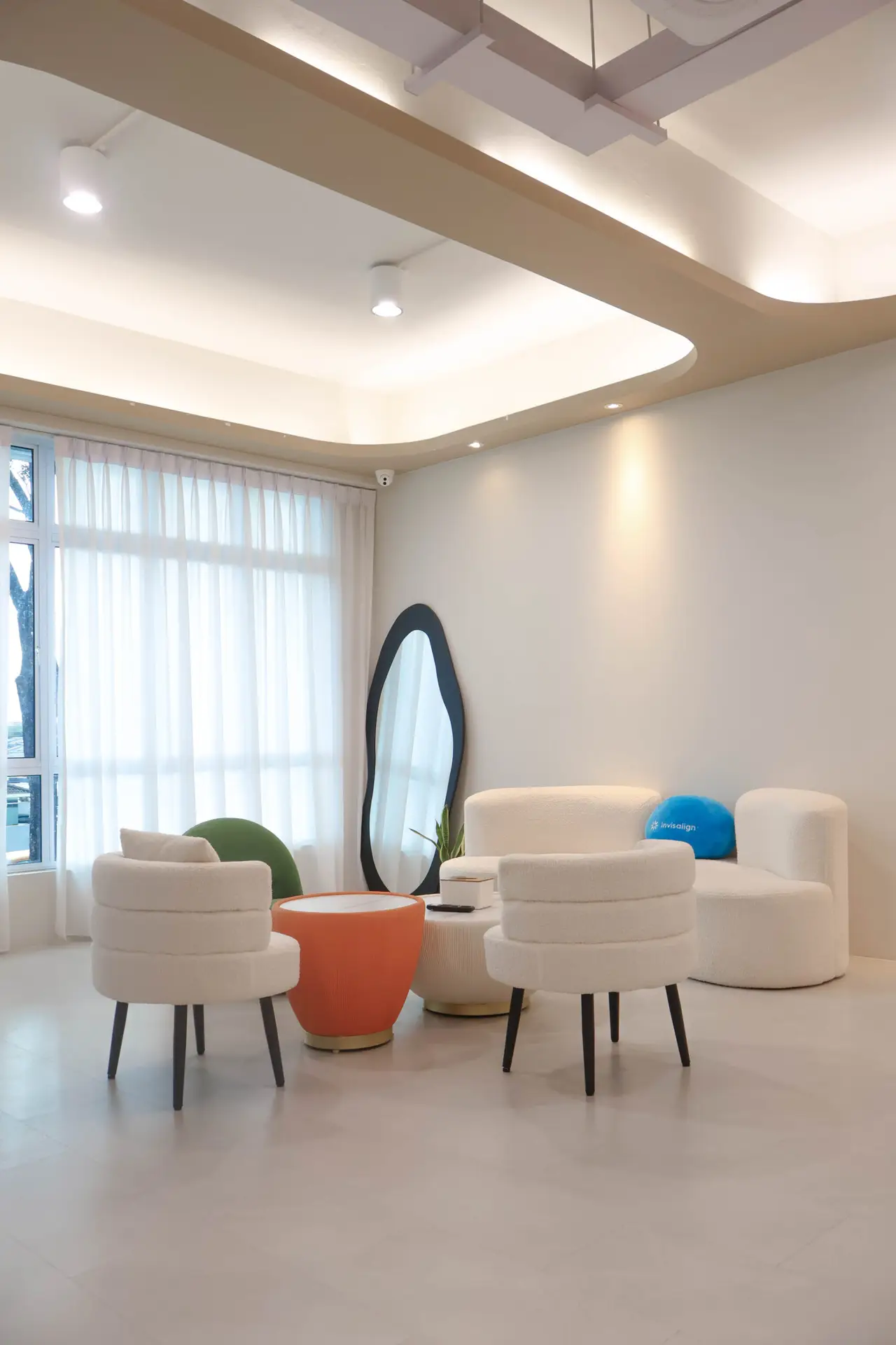 Waiting area at D. Dentist dental clinic in Tabuan Jaya.